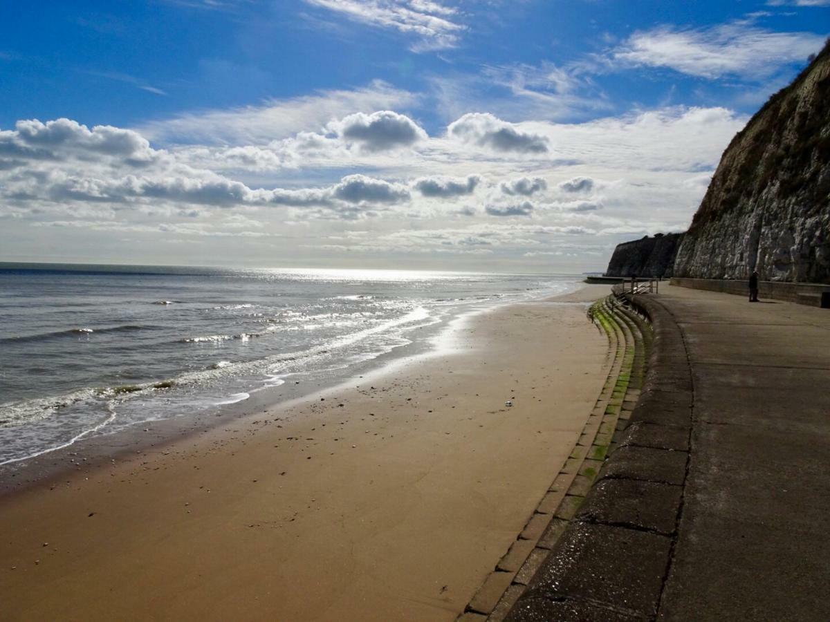 Beach Retreat Бродстейрс Экстерьер фото